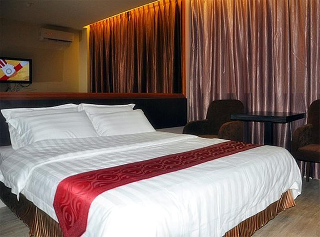 Goldenhill Hotel Kota Kinabalu Chambre photo