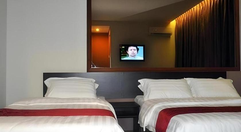 Goldenhill Hotel Kota Kinabalu Extérieur photo